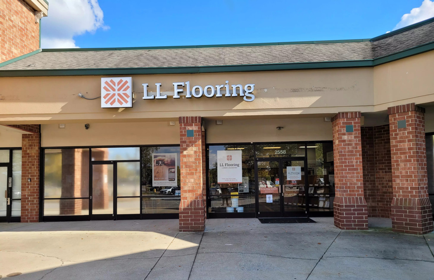 В 3 кв. 2023 г. продажи LL Flooring снизились на 19,7%