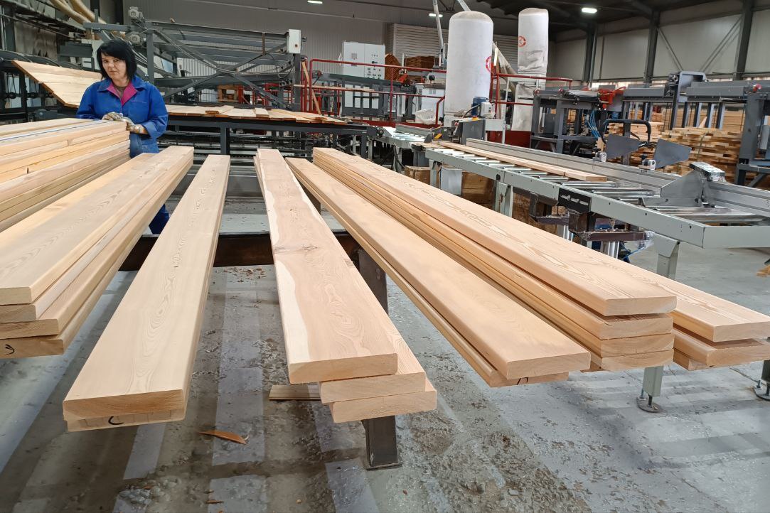 Russia decreases lumber production by 6% in August