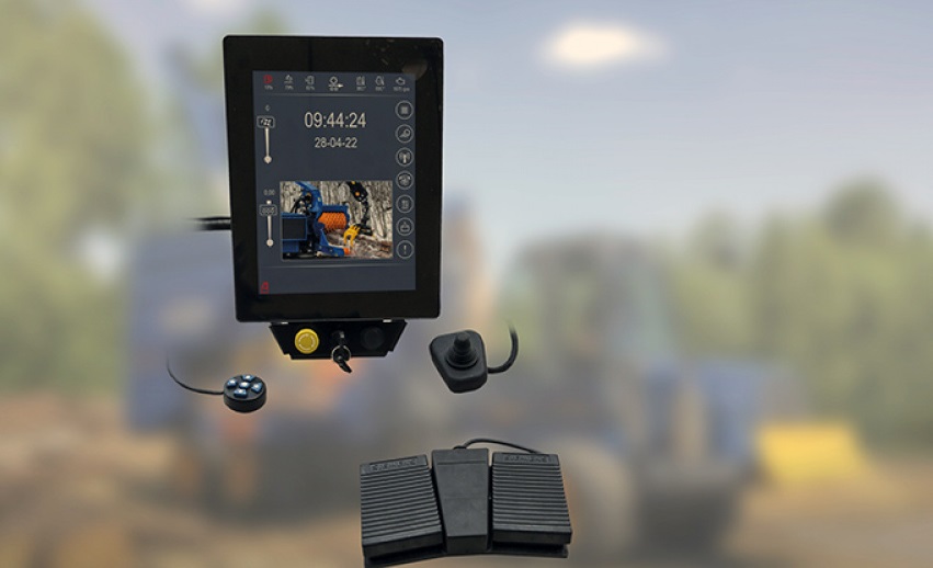 Bruks Siwertell launches new digital control system for mobile chippers