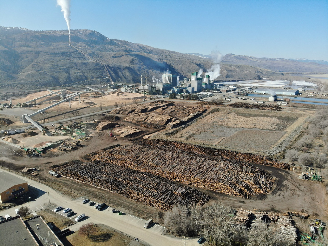 Simpcw Resources Group invests in whole-log chipping facility in Kamloops, Canada