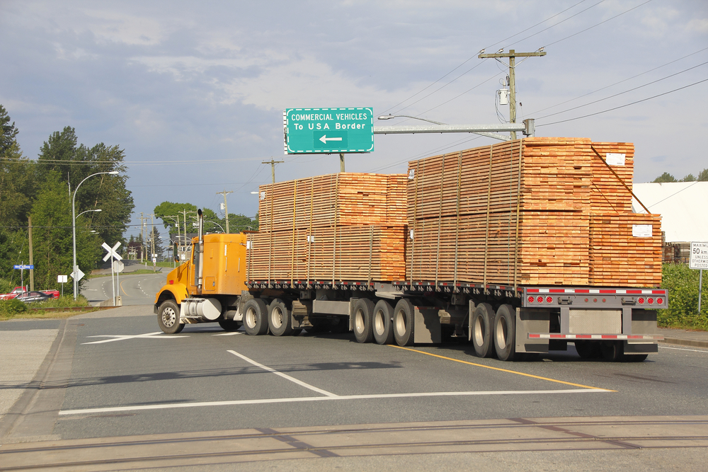 North American lumber prices drop with usual seasonal slowdown