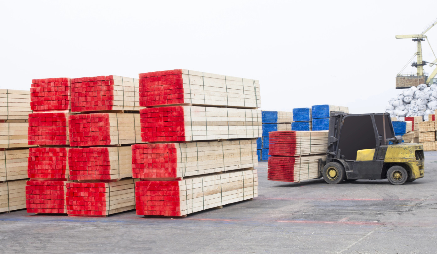 Uninspiring demand keeps lumber prices flat