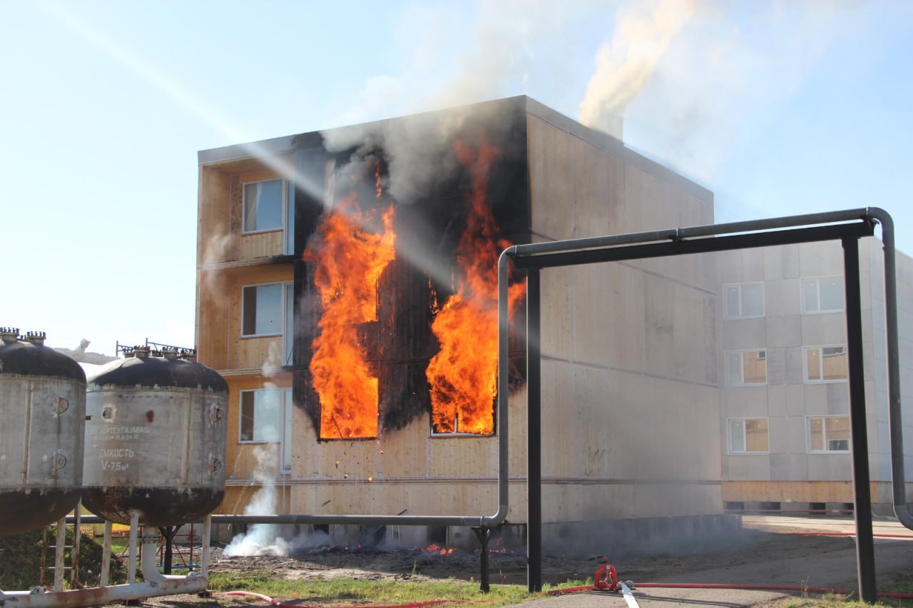 Дом из CLT-панелей прошел первый этап огневых испытаний в Оренбургской обл.