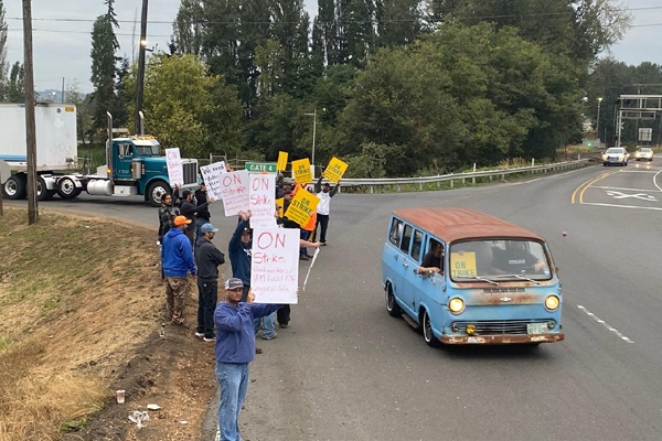 Weyerhaeuser workers strike in Oregon and Washington