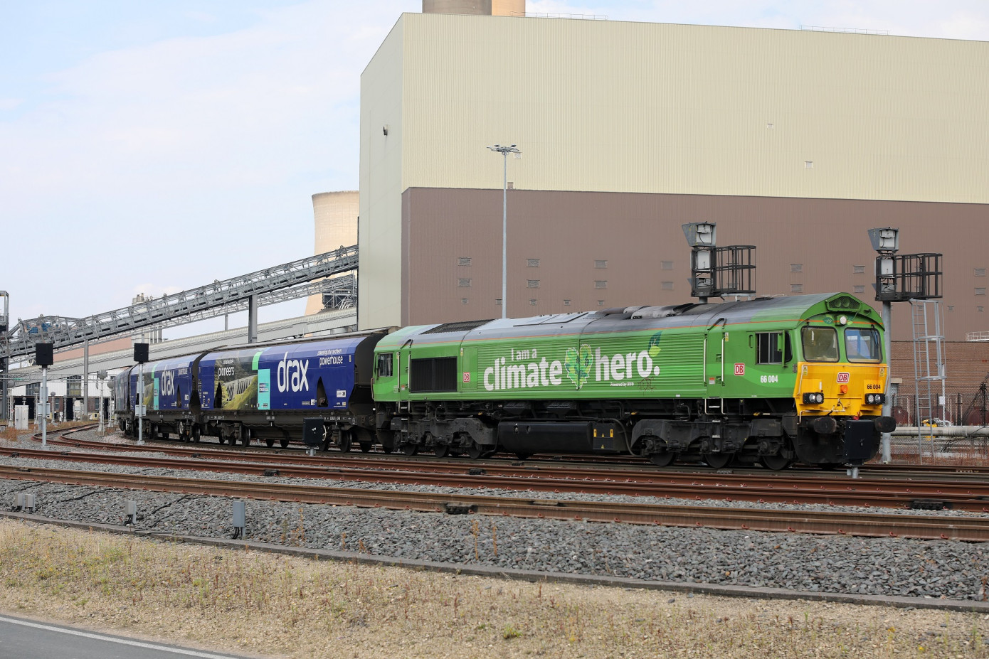 DB Cargo UK delivers HVO-powered services for Drax