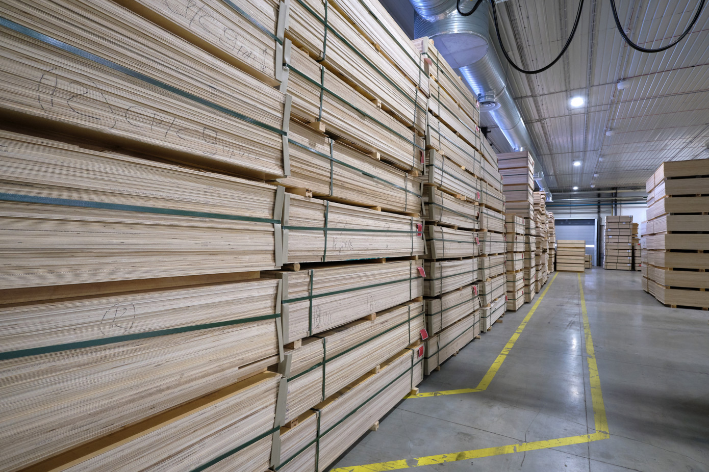In February, price for plywood imported to European Union gains 4%