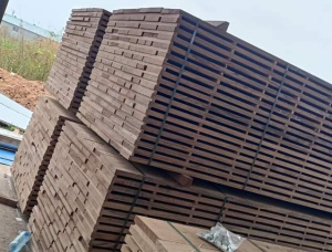 25 mm x 100 mm x 2500 mm KD S4S Heat Treated Wenge Lumber