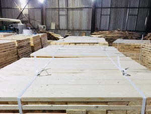 European spruce Pallet timber 22 mm x 100 mm x 800 mm