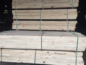 38 mm x 114 mm x 6000 mm KD S4S Heat Treated Radiata Pine Lumber